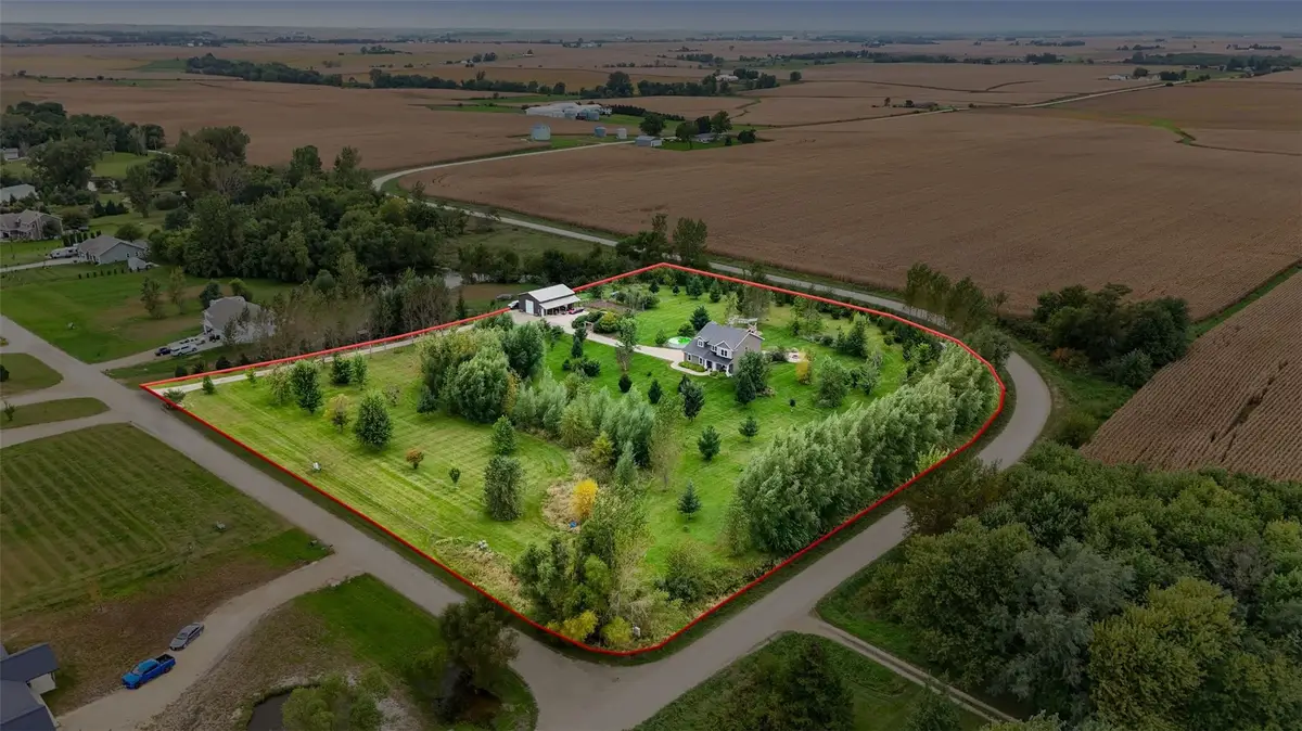 8201 218th Avenue, Martelle, IA 52305 - #1