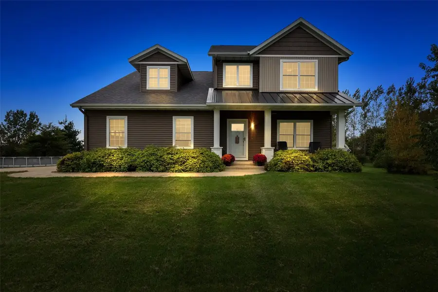 8201 218th Avenue, Martelle, IA 52305 - #2