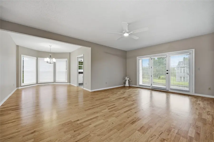 4535 Westchester Drive Ne #B, Cedar Rapids, IA 52402 - #3