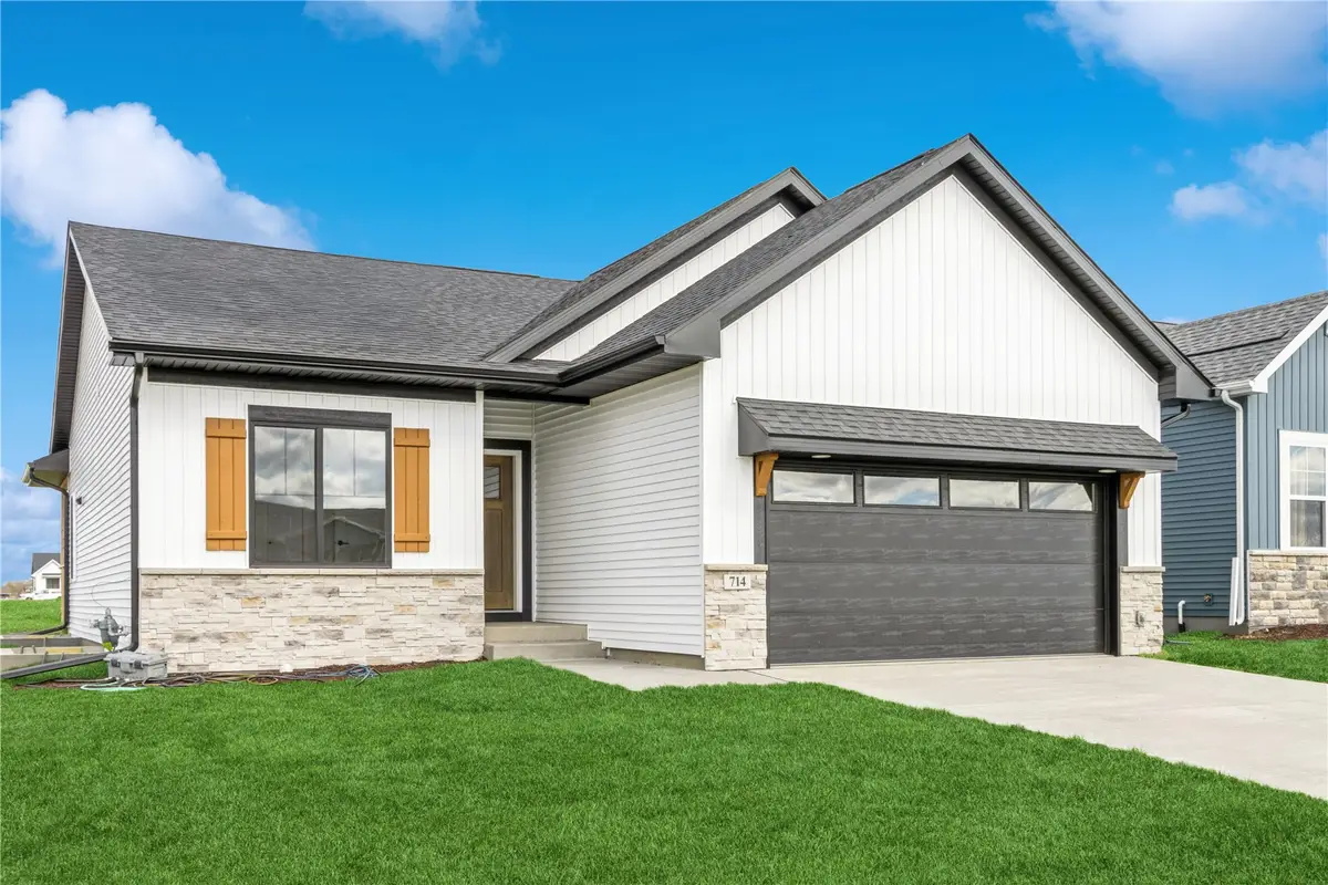 470 S Seven Oaks Road, North Liberty, IA 52317 - #1