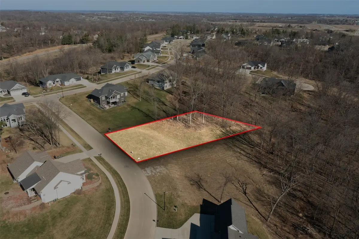 3025 Forrest Meadow Lane, Hiawatha, IA 52233 - #1