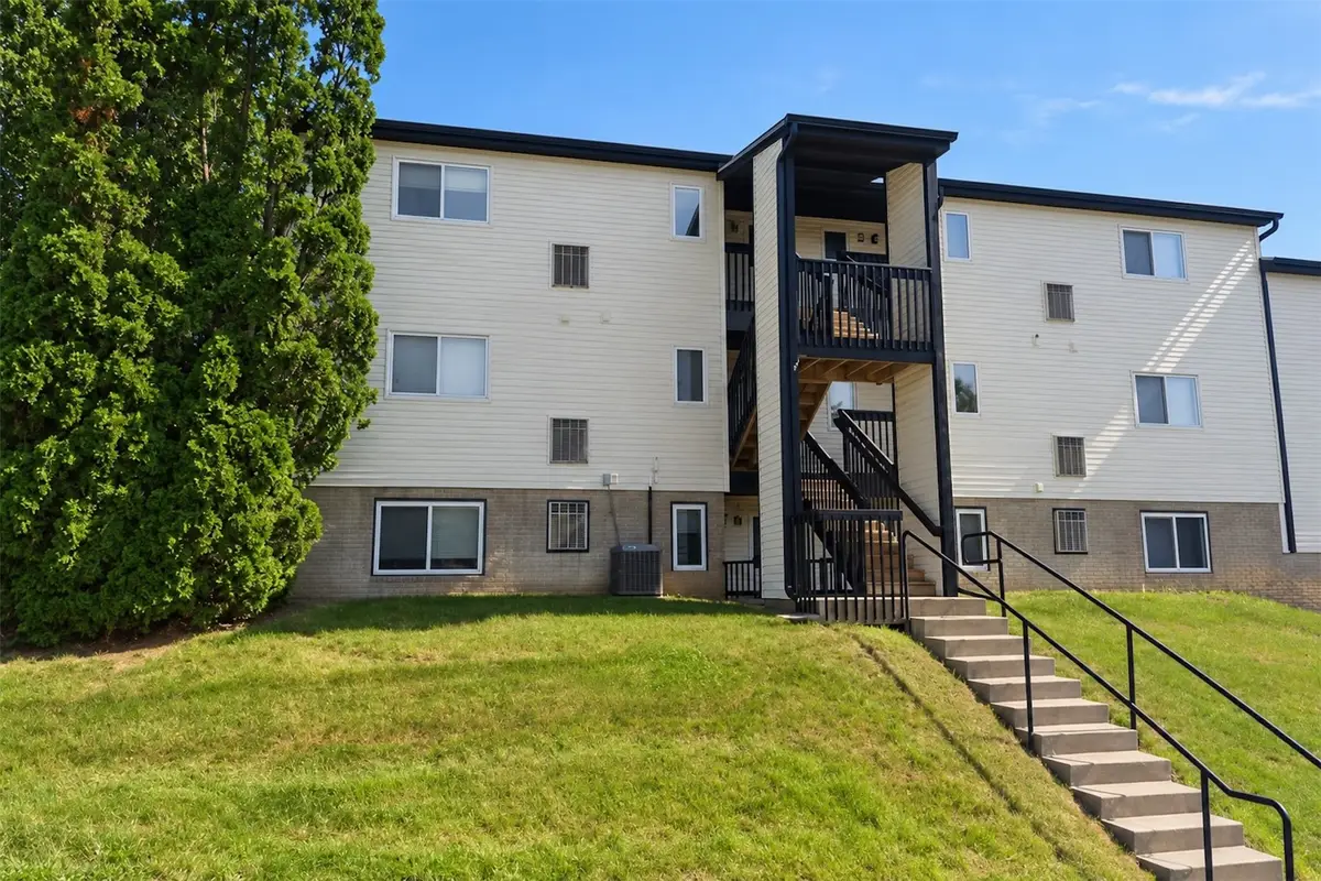 2620 Westwinds Drive #9, Iowa City, IA 52246 - #1
