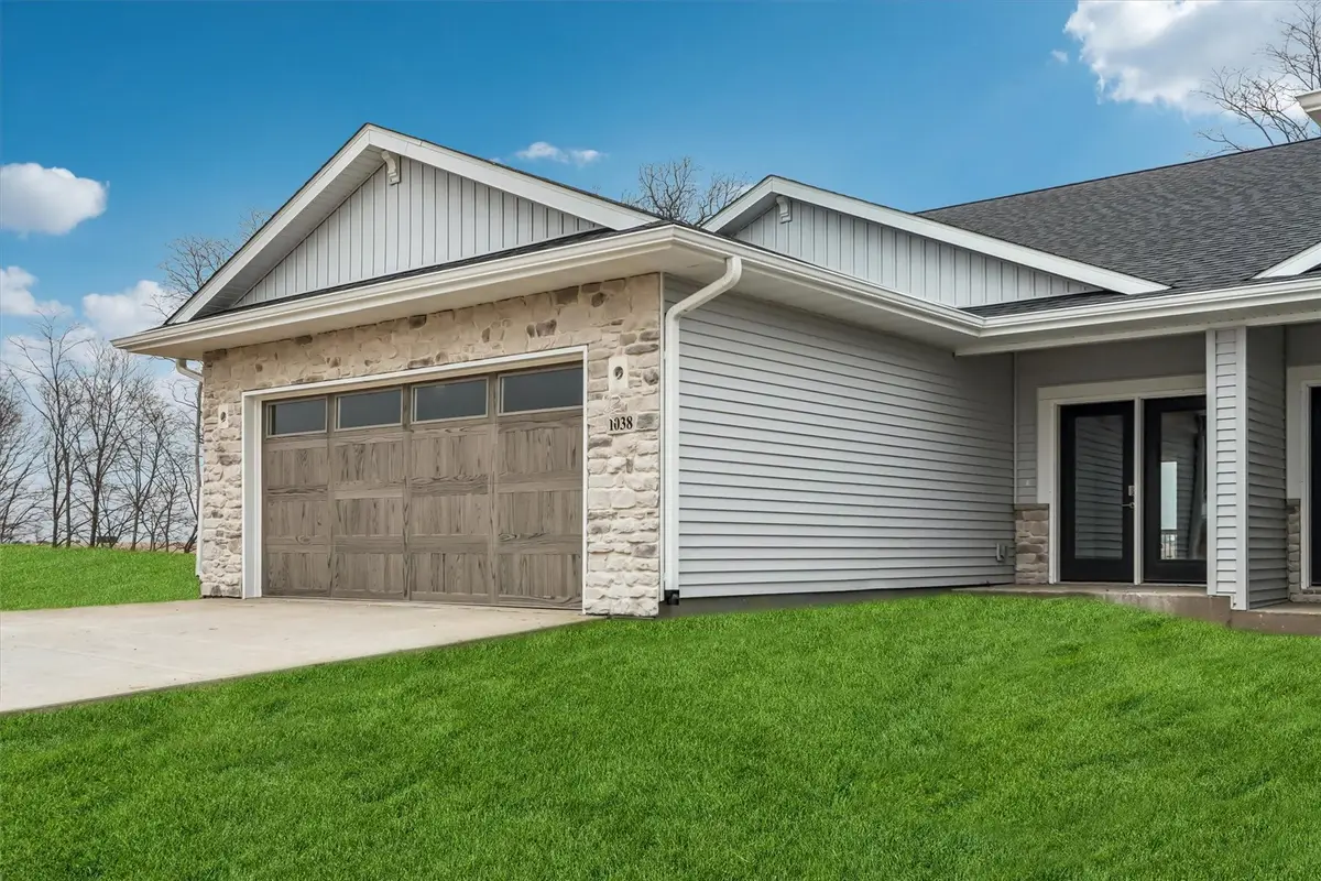 1022 Highland Trail, Solon, IA 52333 - #1