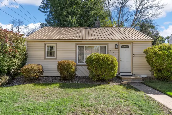987 20th Street, Marion, IA 52302