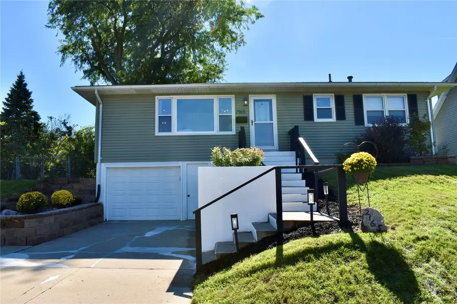 2165 Country Club Drive, Marion, IA 52302 - #2