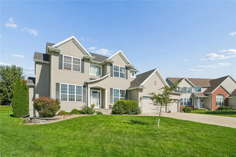 2395 Newcastle Rd, Marion, IA 52302 - #2