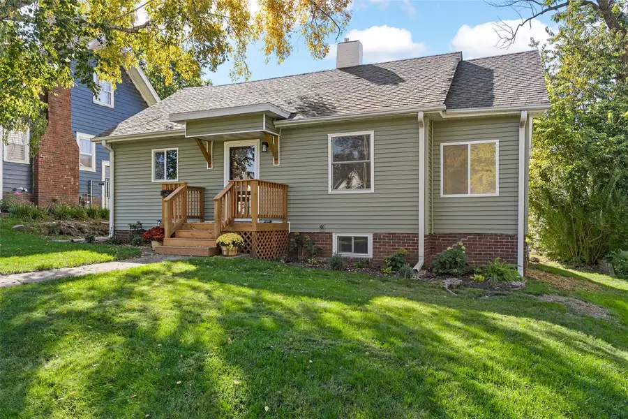 1715 8th Avenue Se, Cedar Rapids, IA 52403 - #3