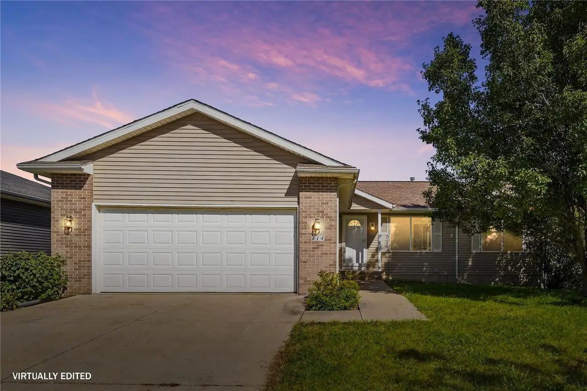 814 Moose Drive Nw, Cedar Rapids, IA 52405 - #1