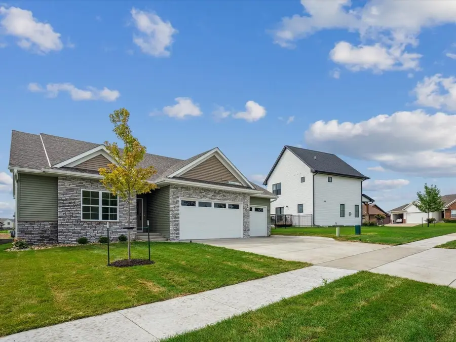1223 Covered Wagon Drive, Iowa City, IA 52240 - #2