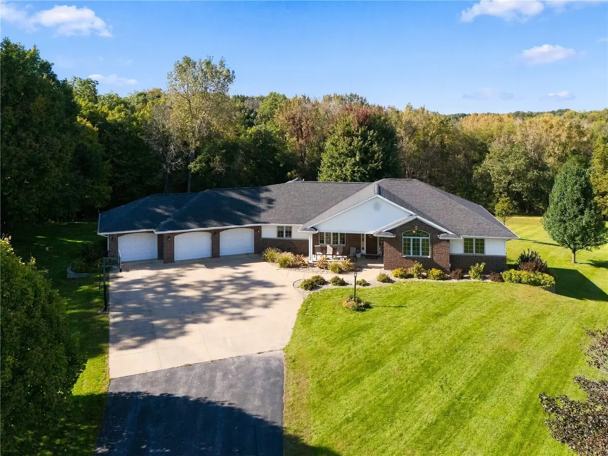 24594 110th Street, Anamosa, IA 52205 - #1