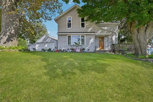 408 Union Street, Norway, IA 52318