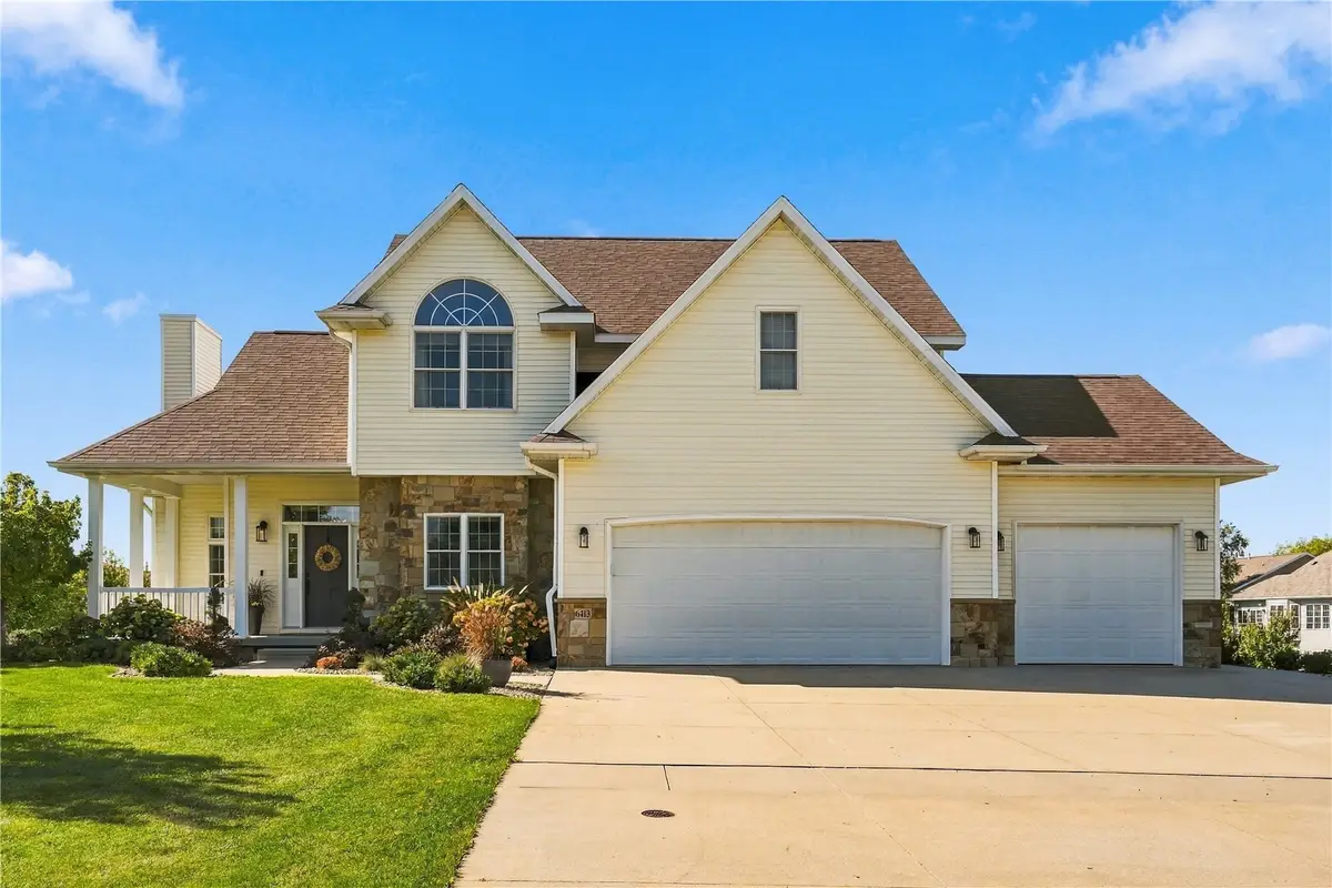 6413 Milburn Ne, Cedar Rapids, IA 52411 - #1