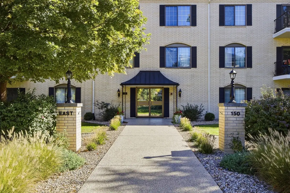 150 Thompson Dr Se #104, Cedar Rapids, IA 52403 - #1