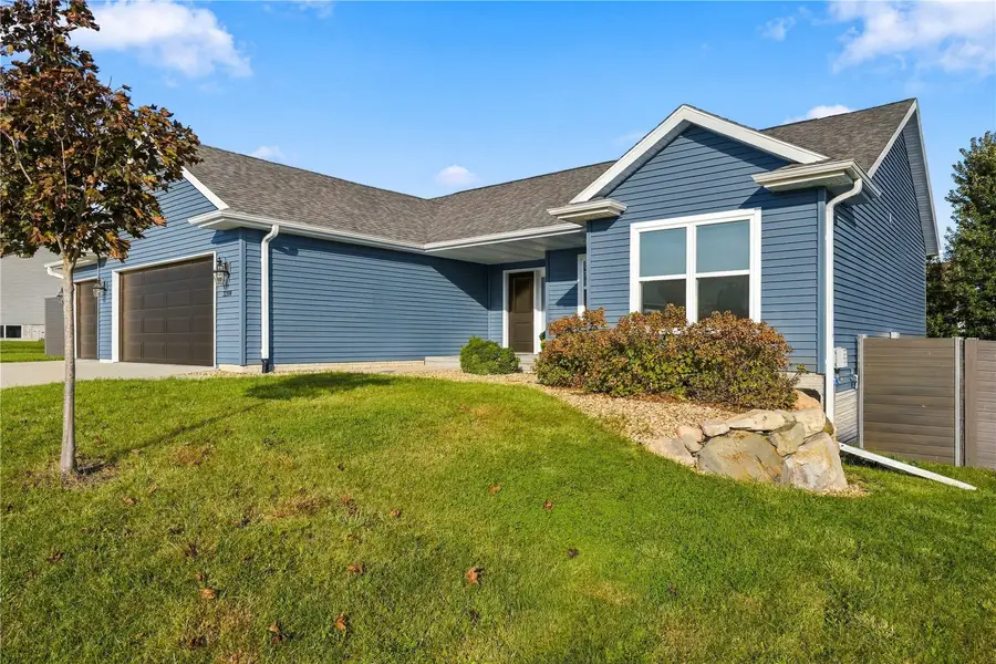 3399 Edgebrooke Drive, Marion, IA 52302 - #2