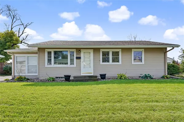 2465 1st Ave, Marion, IA 52302