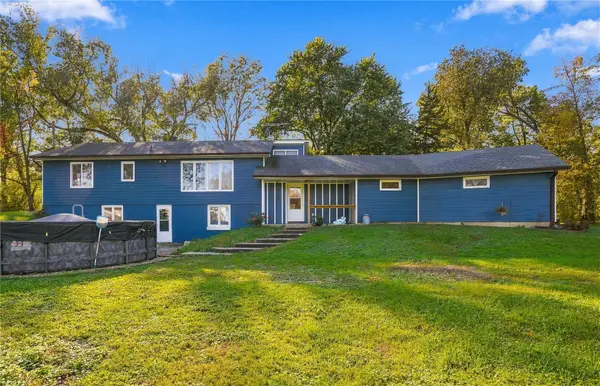 210 N 3 Street, Hazleton, IA 50641