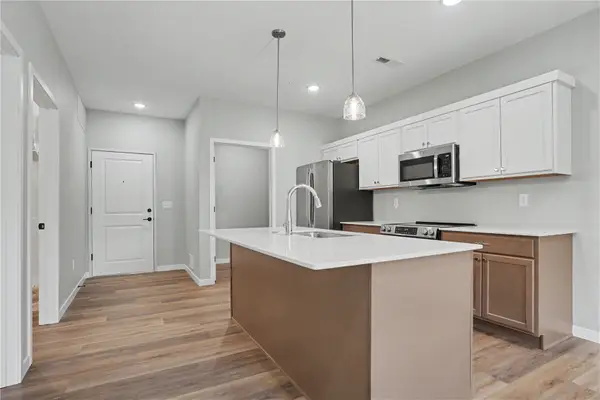 4428 Deer Creek Road #204, Iowa City, IA 52246