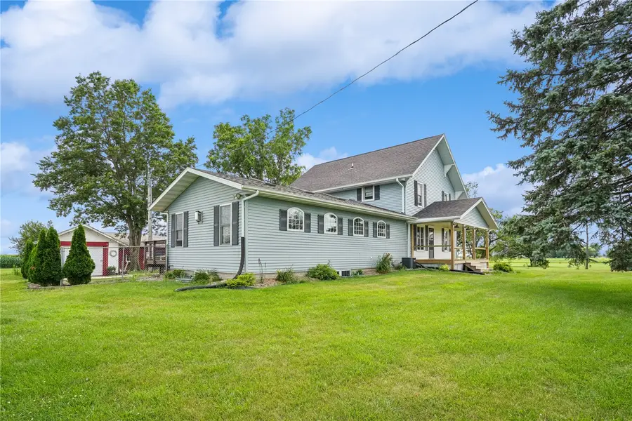 182 Dubuque Road, Springville, IA 52336 - #3