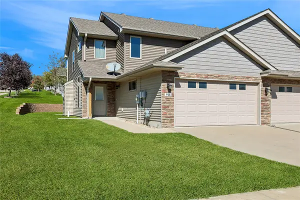 916 Jackson Street, Tiffin, IA 52340