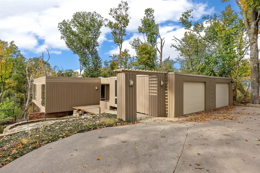 4330 Eaglemere Court Se, Cedar Rapids, IA 52403 - #2
