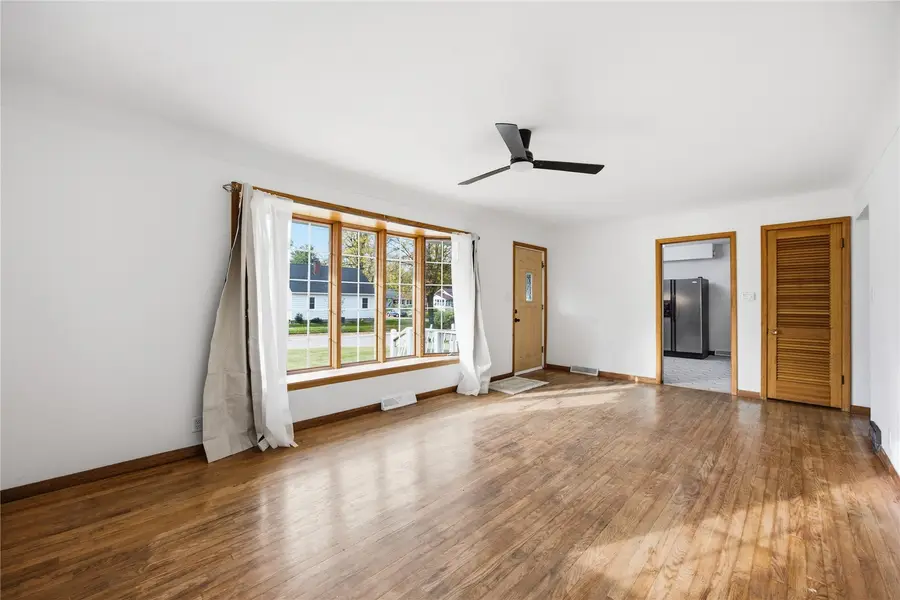 1344 J Avenue Avenue, Cedar Rapids, IA 52402 - #2