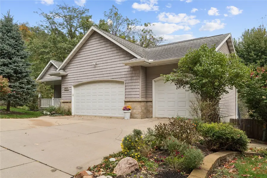 2650 Adirondack Dr Ne, Cedar Rapids, IA 52402 - #2