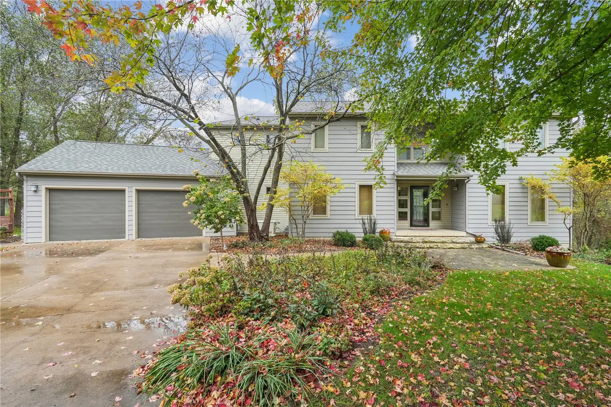17 Briar Ridge Drive Ne, Iowa City, IA 52240 - #1