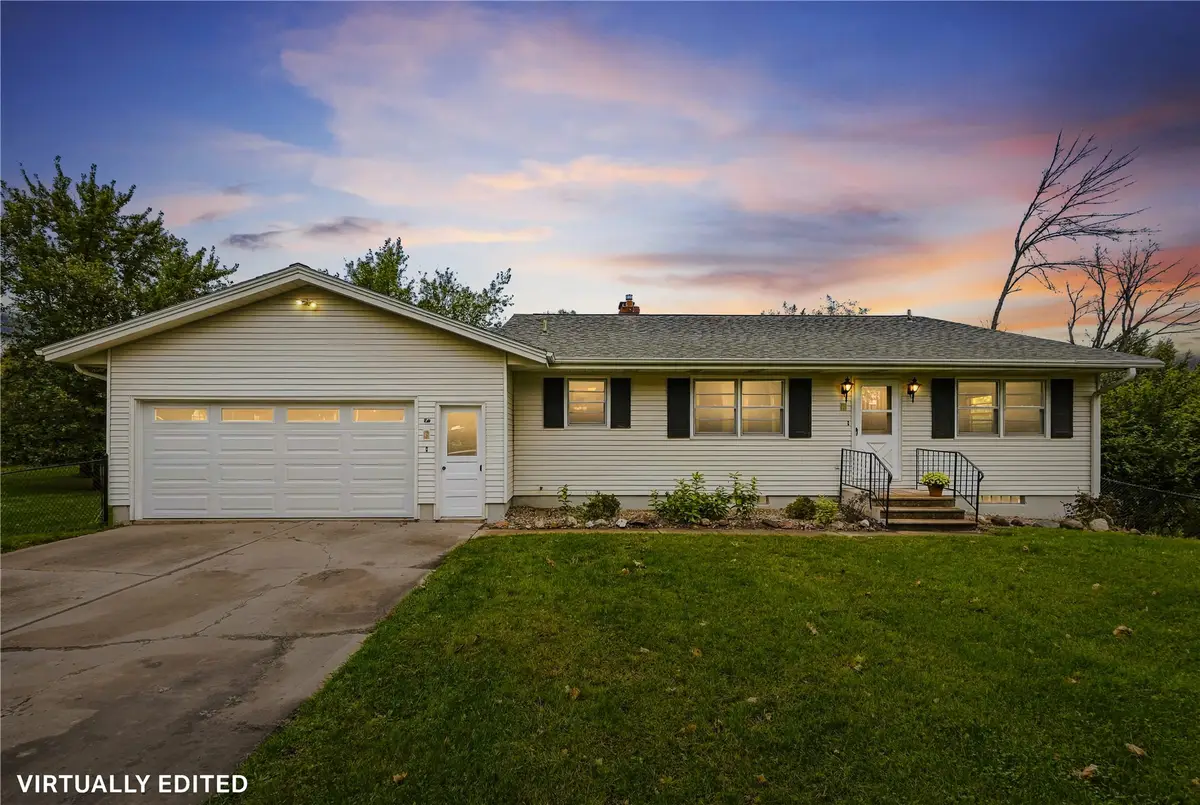 1030 Rolling Glen Drive, Marion, IA 52302 - #1