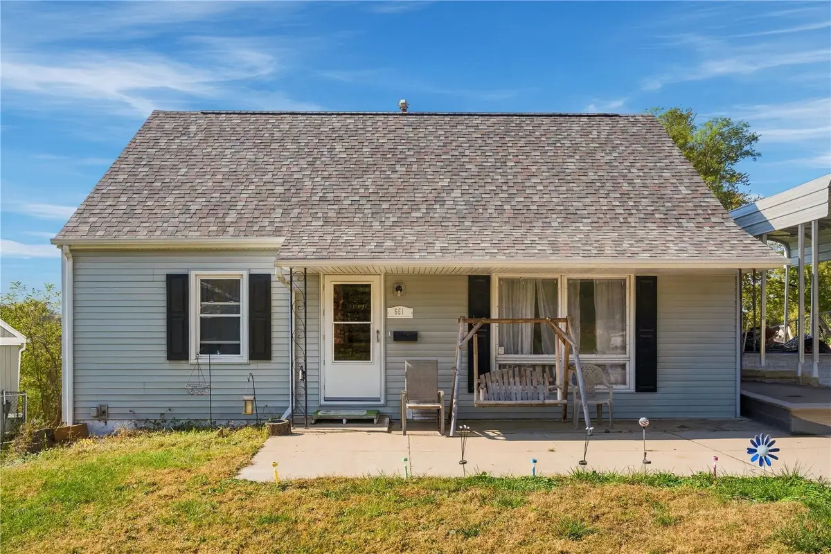 651 40th Street Se, Cedar Rapids, IA 52403 - #1