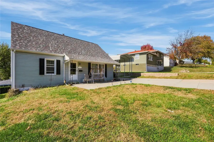 651 40th Street Se, Cedar Rapids, IA 52403 - #2