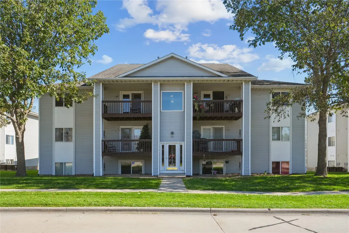 560 Augusta Circle #9, North Liberty, IA 52317 - #1