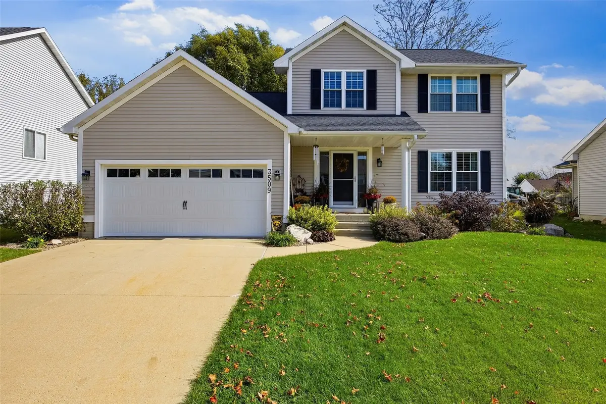 3509 Falcon View Sw, Cedar Rapids, IA 52404 - #1