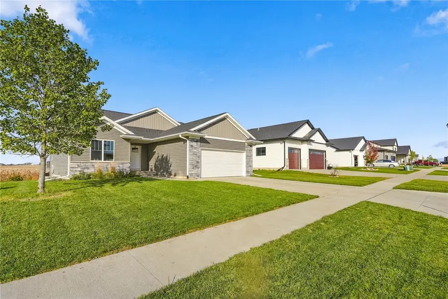 900 Beck Drive, Solon, IA 52333 - #2