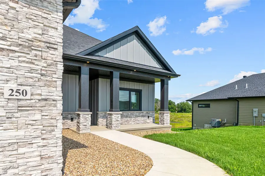 250 Howard, Swisher, IA 52333 - #3