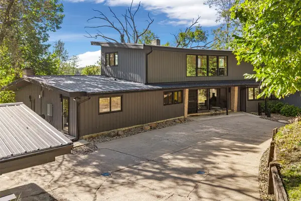 2404 Indian Hill Road Se, Cedar Rapids, IA 52403