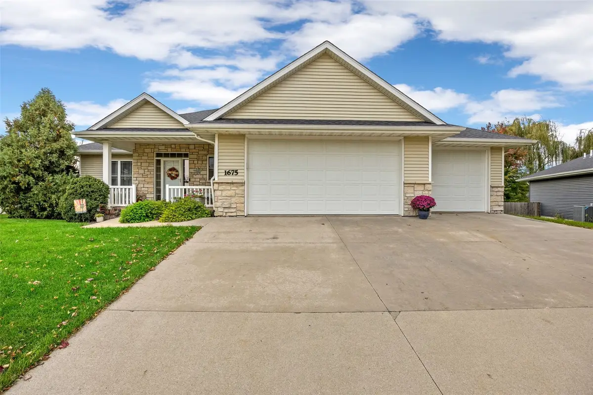 1675 Grizzly Trail, North Liberty, IA 52317 - #1