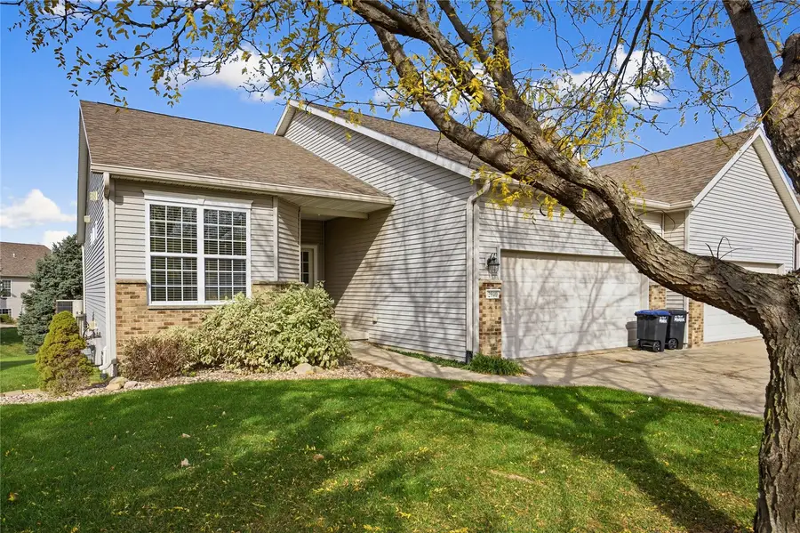 2940 Somerbrook, Marion, IA 52302 - #3