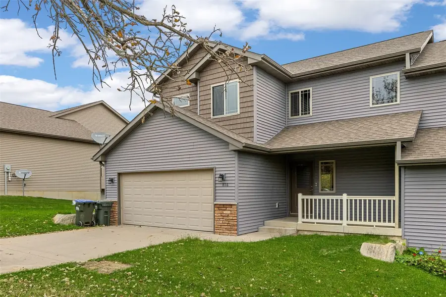 816 N 1st Avenue, Iowa City, IA 52245 - #2