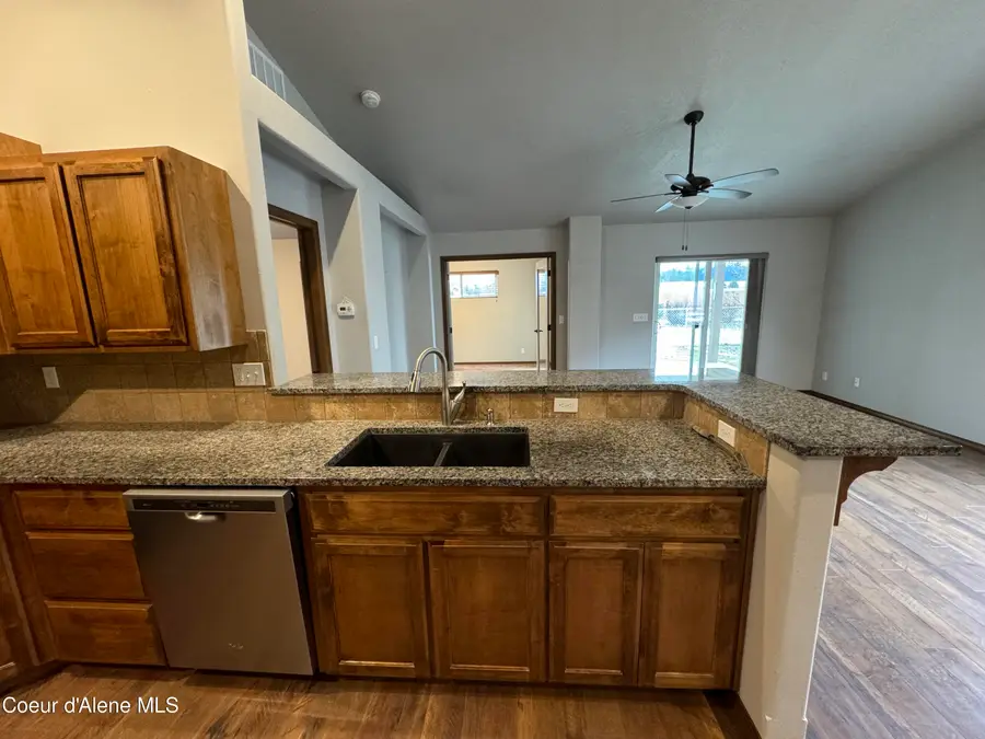 843 W Woodlawn DR, Hayden, ID 83835 - #3