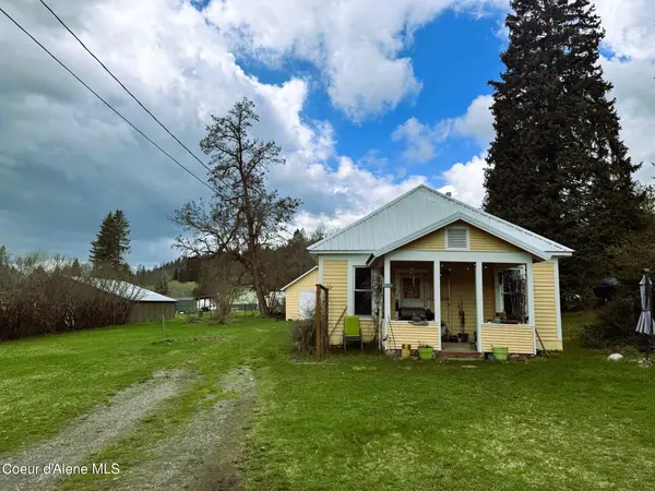 15867 N Roosevelt St, Rathdrum, ID 83858