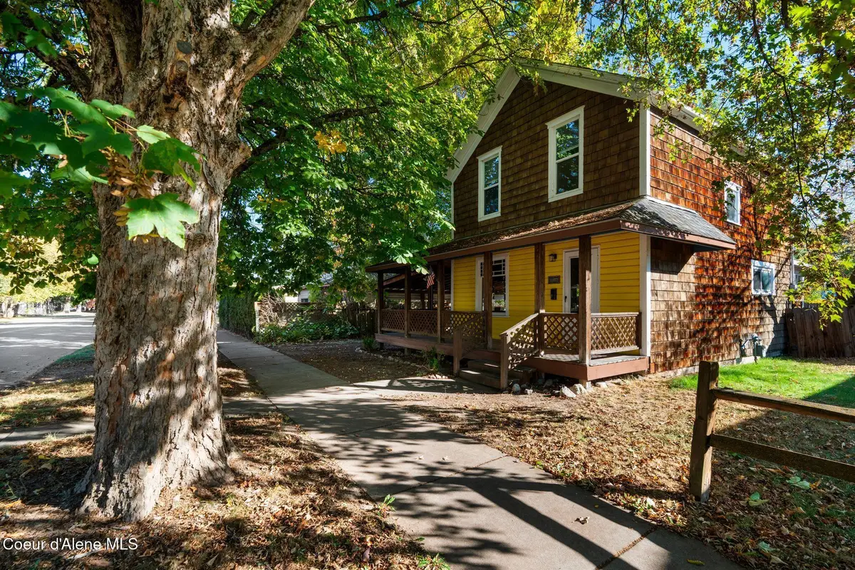 819 Cedar St, Sandpoint, ID 83864 - Image #1