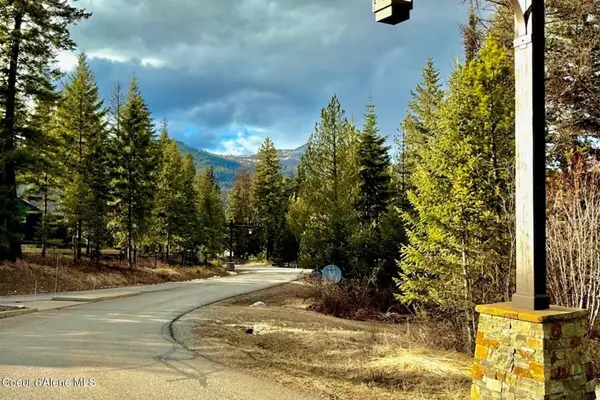 88 Elton Ave, Priest River, ID 83856