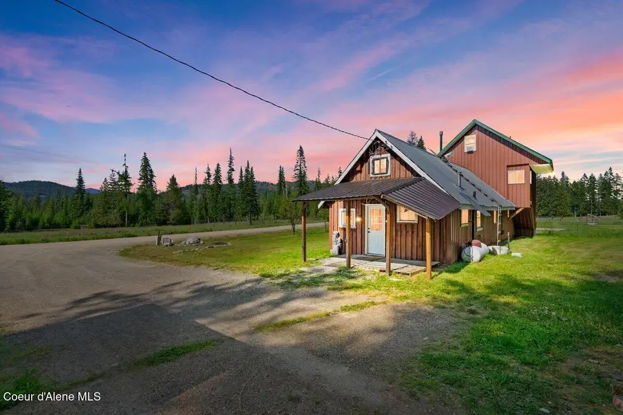 929 Irish Rd, Sagle, ID 83860 - #3