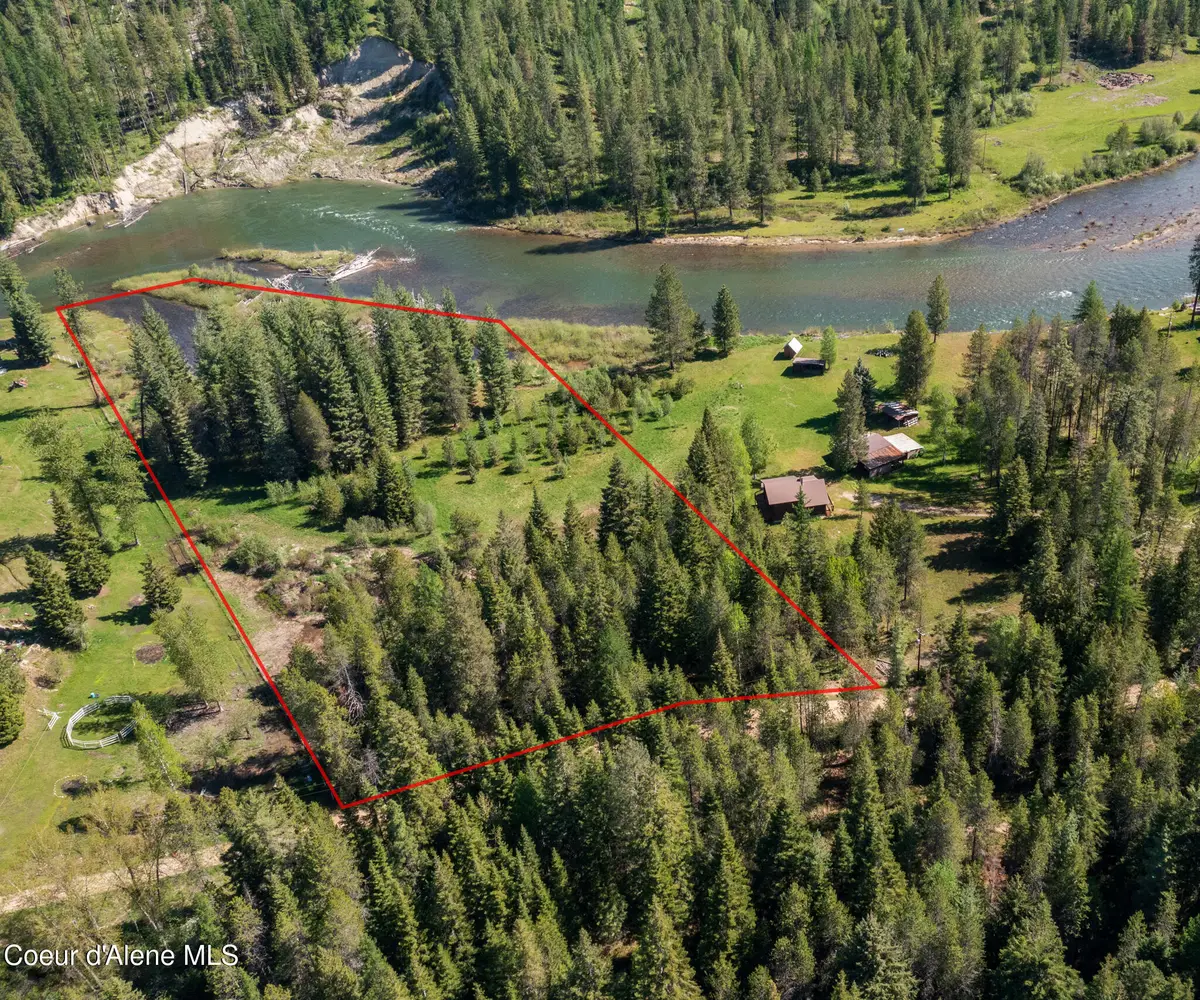 1201 Robinson Dr, Priest River, ID 83856 - Image #1