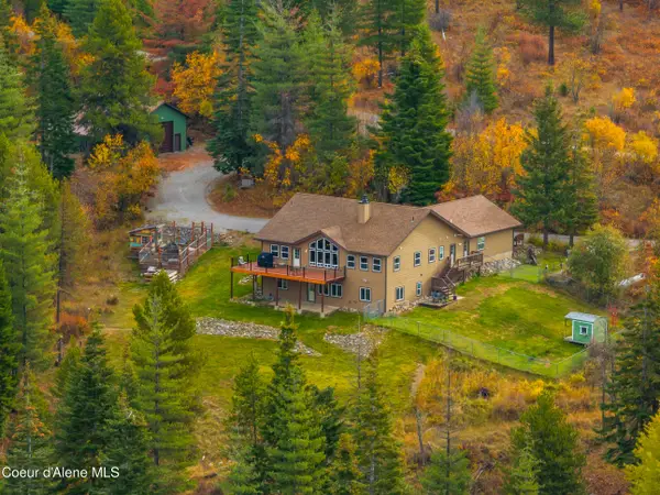 833 Drummond Peak Road, Kingston, ID 83839