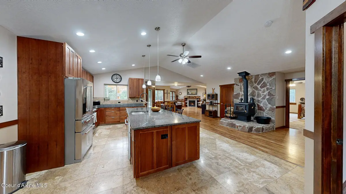 10570 E FAR CRY RD, Athol, ID 83801 - Image #1