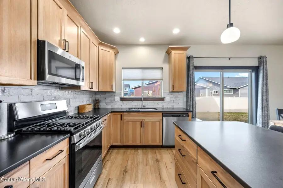 4302 N DONOVAN LN, Post Falls, ID 83854 - Image #3