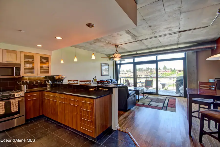 1884 W Bellerive #415, Coeur Dalene, ID 83814 - Image #2