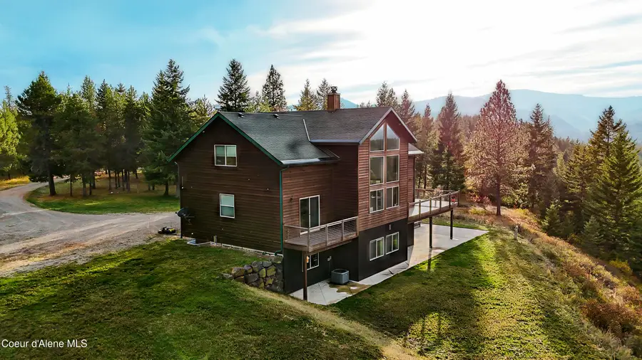384 Pendleton Dr, Spirit Lake, ID 83869 - Image #2