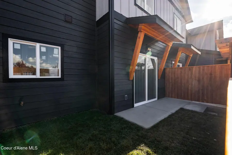 1679 Onyx Ct, Sandpoint, ID 83864 - Image #2